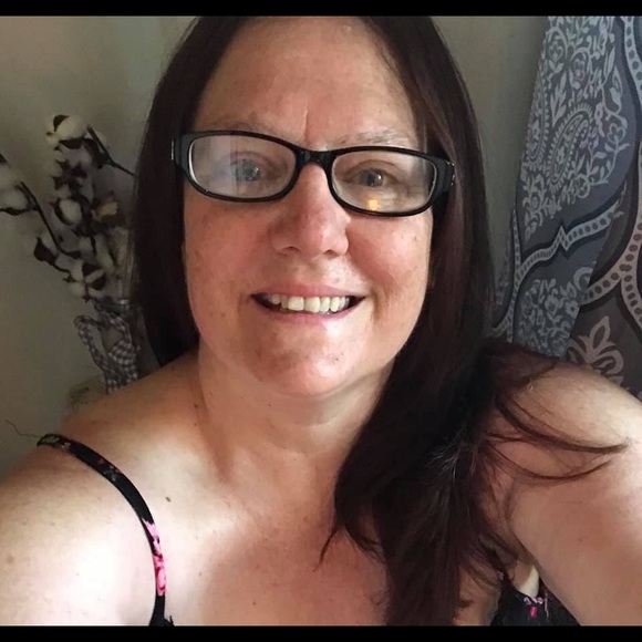 Meet your Posher, Ladonna - Picture 1 of 1